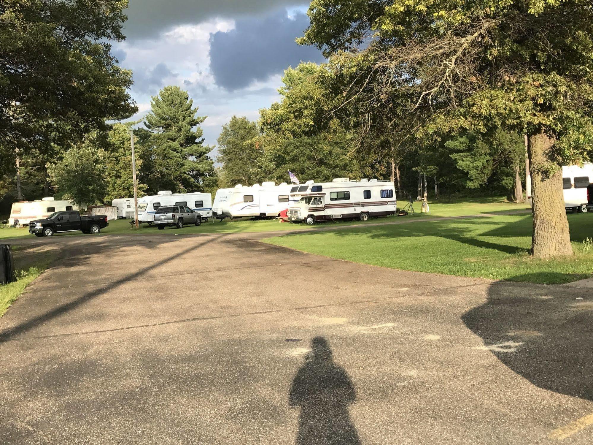 Hixton Motel 95 & Campground מראה חיצוני תמונה